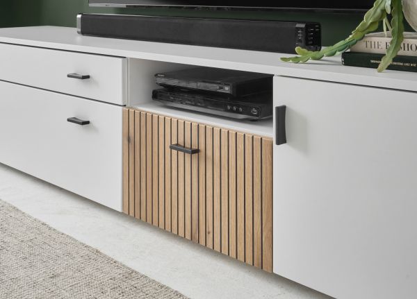 Wohnwand Merced in wei� matt und Evoke Eiche Wohnkombination 4-teilig 316 x 180 cm