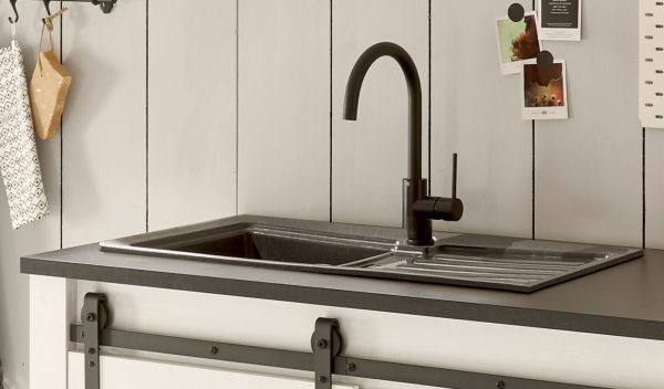 K�che Stove in wei� Pinie und anthrazit Landhaus K�chenschrank Set 4-teilig 264 x 200 cm