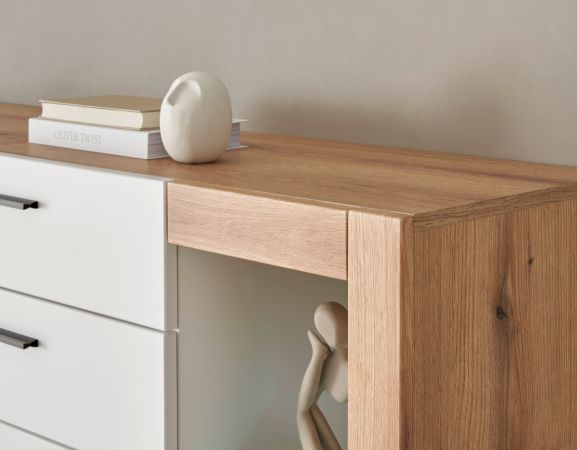 Highboard Rivian in wei� matt und Evoke Eiche Kommode 141 x 139 cm