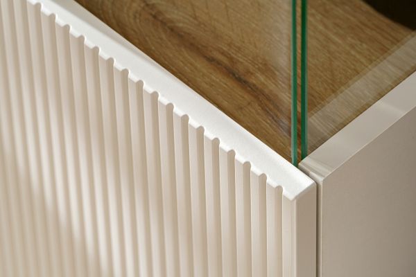 Sideboard Cathlyn in Eiche und Kaschmir Kommode inkl. LED, 160 x 92 cm