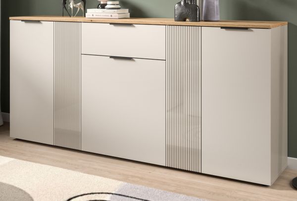 Sideboard Skid in Kaschmir Sand und Evoke Eiche Kommode 181 x 86 cm