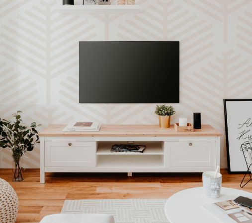 TV-Lowboard Vestland in wei� und Artisan Eiche Landhaus Fernsehtisch 160 x 45 cm TV-Unterteil