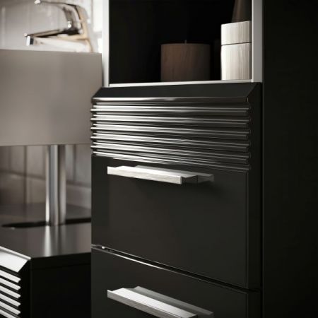 Badezimmer H�ngeschrank Leon in schwarz Hochglanz Badschrank h�ngend 30 x 77 cm