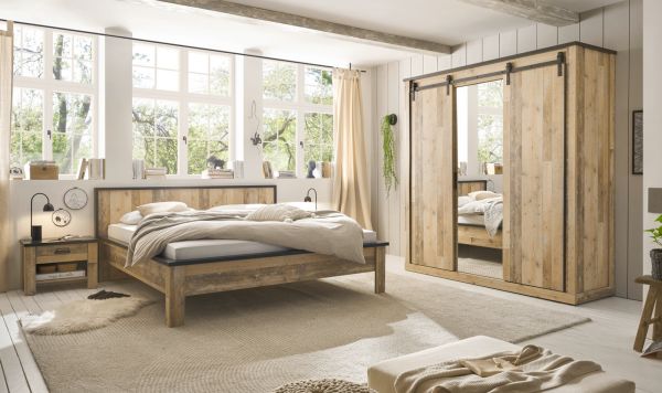 Schlafzimmer Set 4-teilig Stove in Used Wood hell und anthrazit mit Doppelbett 180 x 200 cm, Kleiderschrank und 2 x Nachttisch