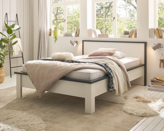 Bett Stove in wei� Pinie und anthrazit Landhaus Einzelbett Liegefl�che 140 x 200 cm