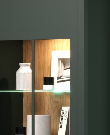 Vitrine Meadow in gr�n und Evoke Eiche Landhaus Vitrinenschrank inklusive LED Beleuchtung 69 x 198 cm