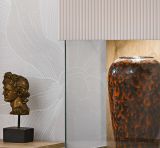 Highboard Cathlyn in Eiche und Kaschmir, Vitrine 90 x 120 cm inklusive LED