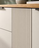 Sideboard Skid in Kaschmir Sand und Evoke Eiche Kommode 140 x 86 cm