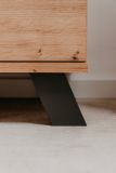TV-Lowboard Madem in Artisan Eiche und Anthrazit mit 3D-Lamellen TV Unterteil 138 cm
